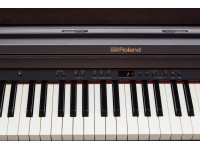 Roland RP501R CB Piano Vertical Preto Acetinado com Ritmos, Bluetooth e porta USB